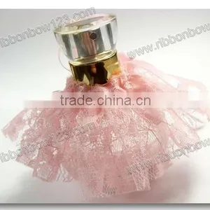Perfume Bottle Neck Decoration Pink Lace Fabric Dress thumbnail-1