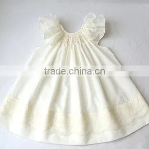Wholeasle Little Girls Ivory Pearl Handmade Smocked Dress thumbnail-1