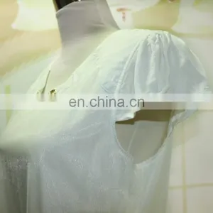 Lastest Fashion Embroidery White Sexy Blouse Design thumbnail-3