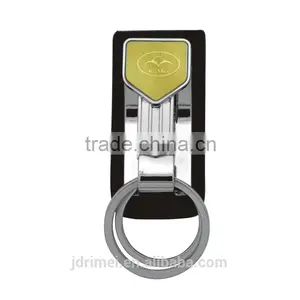 Golden Hollow-out Heart-shaped Alloy Keychain thumbnail-1