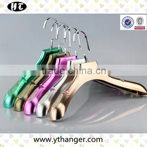 All Kinds of Color Electronic Plated Hanger With Anti-slip Rubber for Clothes thumbnail-1