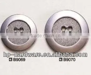 4-Holes Button thumbnail-1