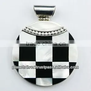 Black Shell Mother Of Pearl Checkerboard Pendant Silver thumbnail-1