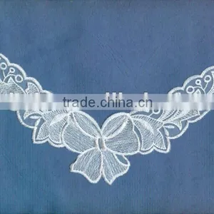 Collar Motif thumbnail-1