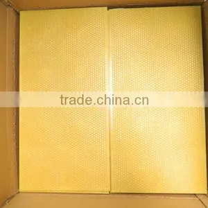 Plastic Bee Comb Foundation for Beekeeping thumbnail-2
