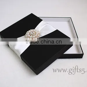 Customized Made-In-China Luxury Ribbon Wedding Invitation Box For Gift thumbnail-4