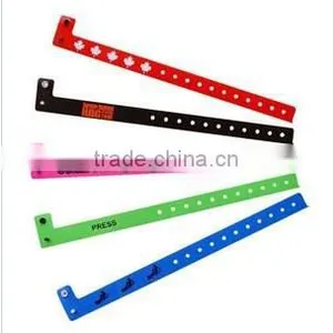 HF Rfid Wristband thumbnail-1