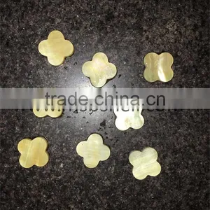 Clover Gold Mother of Pearl Shell Chips thumbnail-1