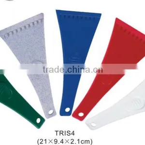 Plastic Car Ice Scraper With Ice Breaker Teeth thumbnail-1