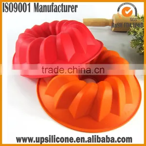 BPA Free Food Grade Silicone Fluted Mold Bunt Pan- Silicone Cake Mould Toast Microwave Oven Bakeware Mold Bundt Cake Pan Bread thumbnail-1