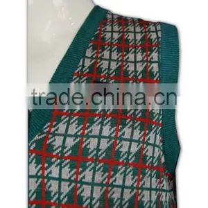 ISO9001/BSCI Manufature Stylish Green Oversized Sleeveless Sweater thumbnail-4