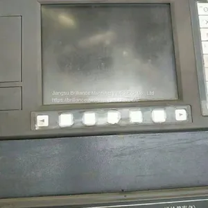 Neway VM1806H Vertical Machining Center thumbnail-2