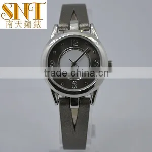2016 Latest Selling Vogue Watch Champagne Leather Strap Ladies Watches Quartz Fashion thumbnail-1