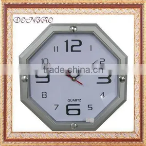 Plastic Fashion Quartz Clock thumbnail-1