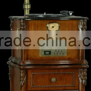 Wooden Gramophone thumbnail-1