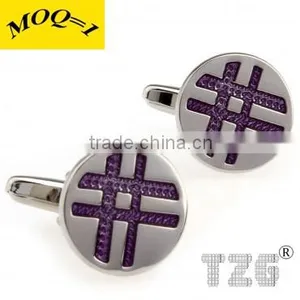 TZG04504 Character Cufflink thumbnail-1
