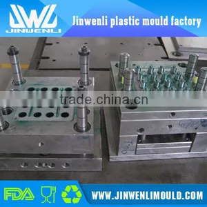 Plastic Molding Injection Mold thumbnail-2