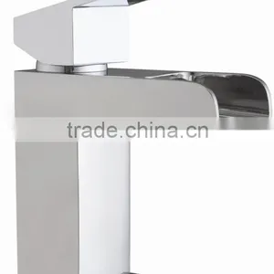 Cosmopolitan Deck-mounted Waterfall Open Spout Mono Basin Mixer Taps (Q14402) thumbnail-1