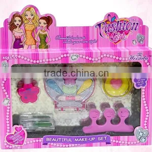 Plistic Beautiful Make-up Set Fashion Girl Toys thumbnail-4