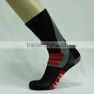 Men Women Fashionable Sports Socks , Jacquard Nylon Sport Compression Socks , Colored Compression Sport Socks thumbnail-2