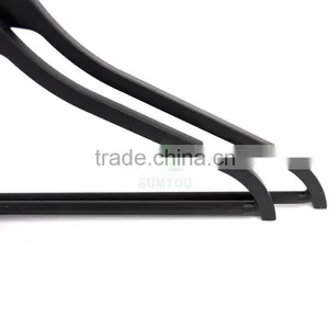 Wholesal Antislip Rubber Coated Hanger thumbnail-5