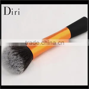 Single Foundation Brush Beauty and Cosmetic Accessories thumbnail-1