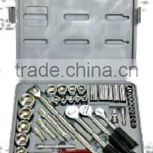 60pcs 1/4", 3/8", 1/2" Hand Tools Ratchet Handle Socket Wrench Set thumbnail-1
