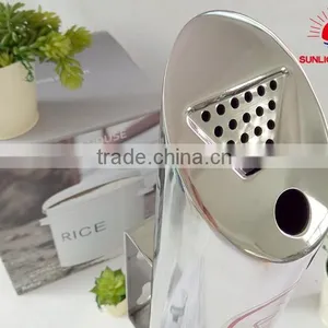 Round Shape Wall Mounted Metal Ashtray thumbnail-6