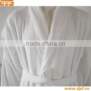 Luxury White Hotel Cotton Bathrobe thumbnail-1