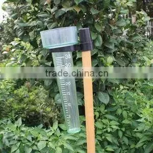 Garde Plastic Rain Gauge With Holder thumbnail-1