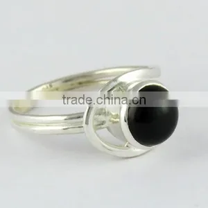 Aura Of Beauty Black Onyx Ring, Gemstone Silver Jewellery, Online Silver Jewellery thumbnail-3