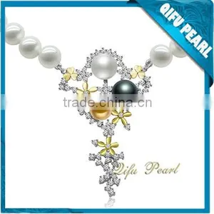 2015 Latest Wholesale Luxury Flower Akoya Pearl Necklace Design in 18K White and Yellow Gold thumbnail-1