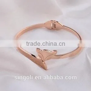 Exquisite Silver Fox Bracelet Smart Cute Fox Charm Bracelet Textured Cuff Bracelet Carved Letter Bracelet thumbnail-1