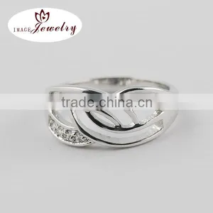 China Jewellery Manufacturer White cz Stone Women Fashion Rings thumbnail-1