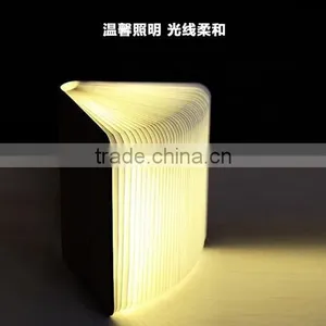 Foldable Woody Book Lamp thumbnail-1