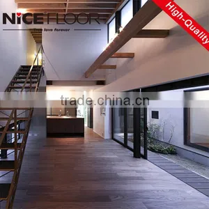 Traditional Living Small Emboss Laminate Flooring 12mm Made in China thumbnail-1