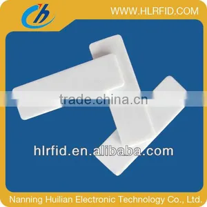 Low Cost Silicone Washable UHF RFID Laundry Tag for Industrial Washing Environment thumbnail-1