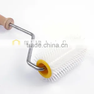 Plastic Roller Wood Handle Propolis Collector For Beekeeping thumbnail-2