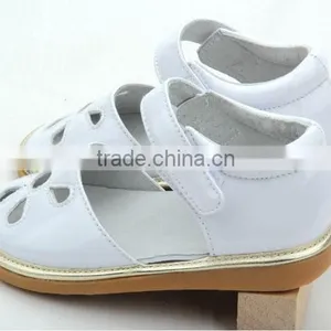 Squeaky Shoes Children Shoes for Girl Wholesale School Shoes thumbnail-3