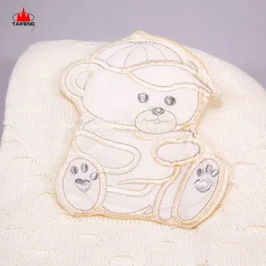 Factory Price Muslin Baby Swaddle Blankets Travel Windproof Hooded Cape Baby Clothes thumbnail-4