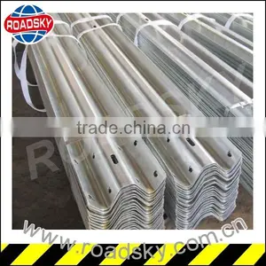 Security Two Wave Road Galvanized Steel Beam Guardrail in Stock thumbnail-1
