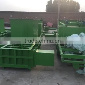 Professional Hydraulic Farm Straw Collecting Baling Machine thumbnail-4