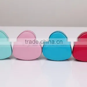 0.23mm Thick Tin Plate Cheap Price Multi Color Candy Heart Shape Gift Tin Case thumbnail-4