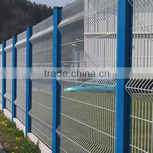 Roadside Fence thumbnail-1
