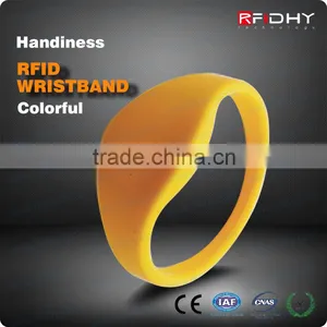 Rfid Smart Wristband Tag thumbnail-1