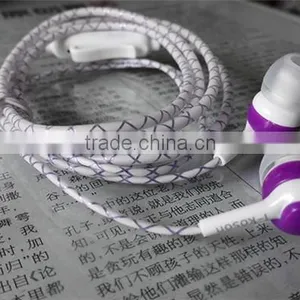 Universal in Ear Headphones High Quality OEM Earphone 3.5mm Earbuds For Mobile Phone thumbnail-3