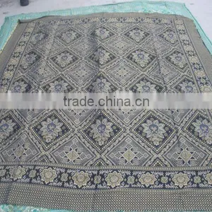 Home Design Gold Thread Blanket thumbnail-1