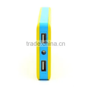 Ultra Thin 8000mAh Universal External Portable Power Bank With LED Charging Display thumbnail-5