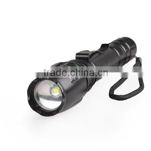 High-power Flashlight 1800 to 2500 Lumens LED Zoomable Torch Quality Choice thumbnail-2