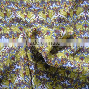 XDV1012 120D*120D VISCOSE CREPE PRINT WOVEN FABRIC thumbnail-1